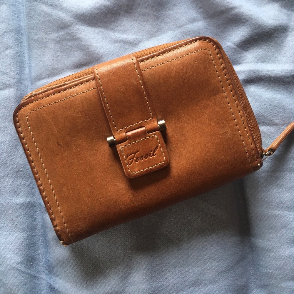 GENUINE LEATHER FOSSIL Wallet